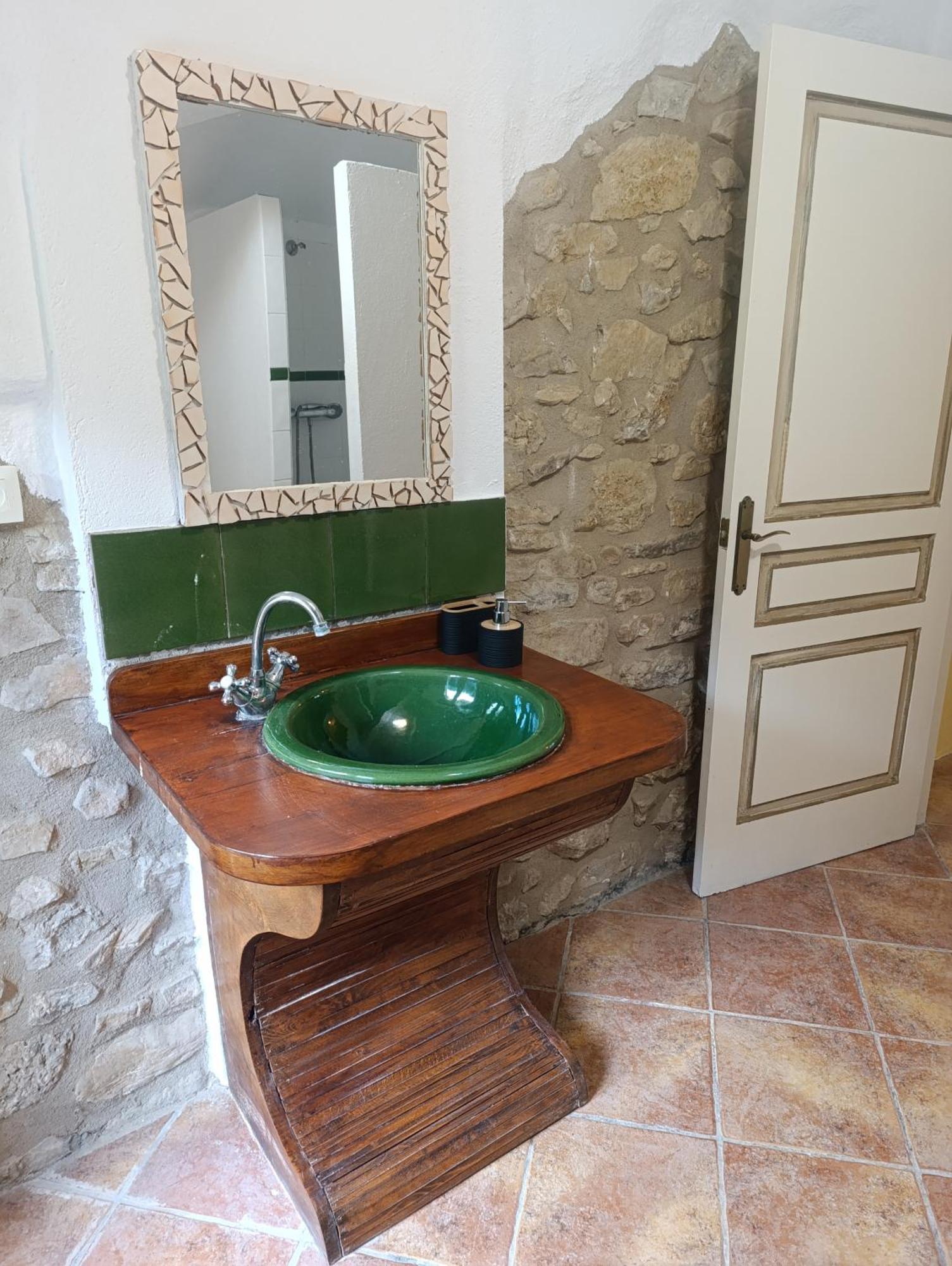 Mas Pitre Bed & Breakfast Besalu Bagian luar foto